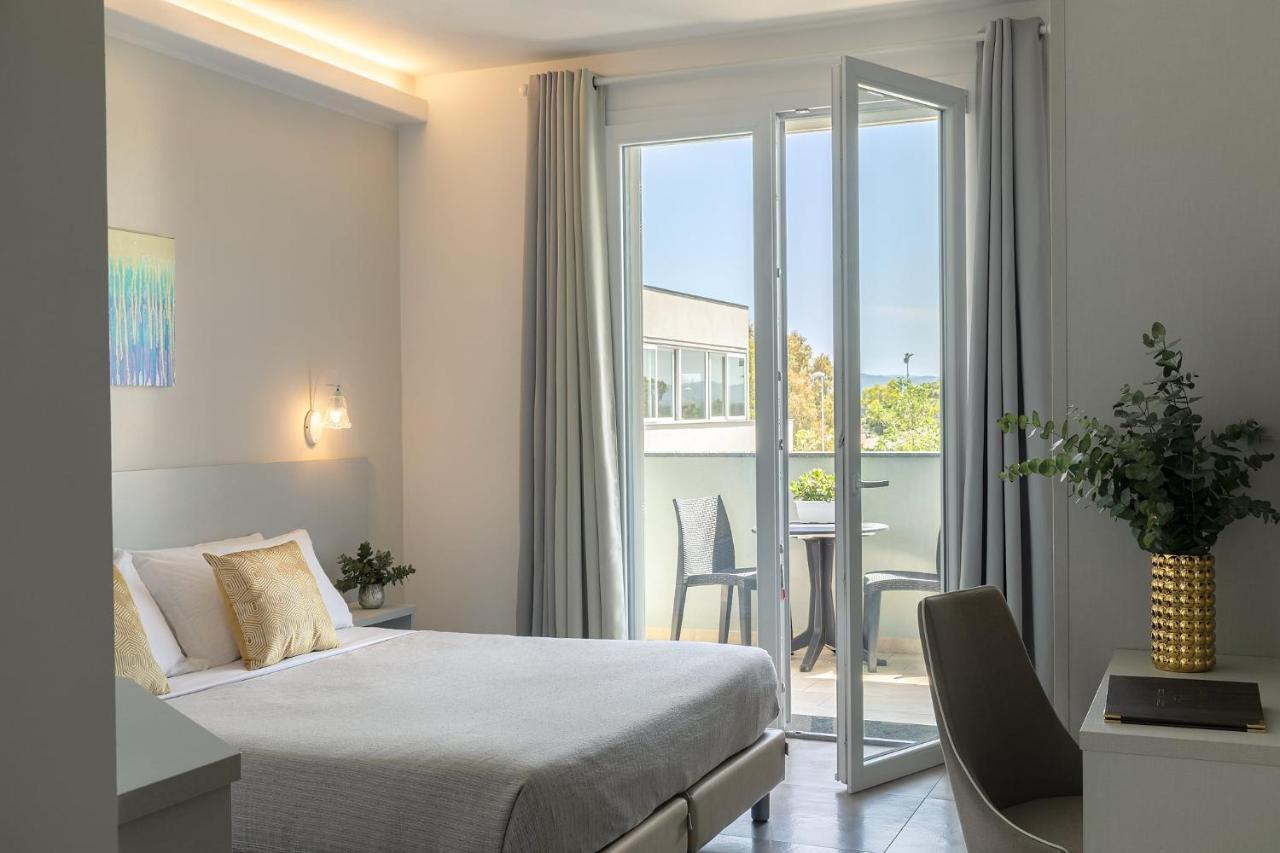 Golden Hotel Марина ди Чечина Екстериор снимка